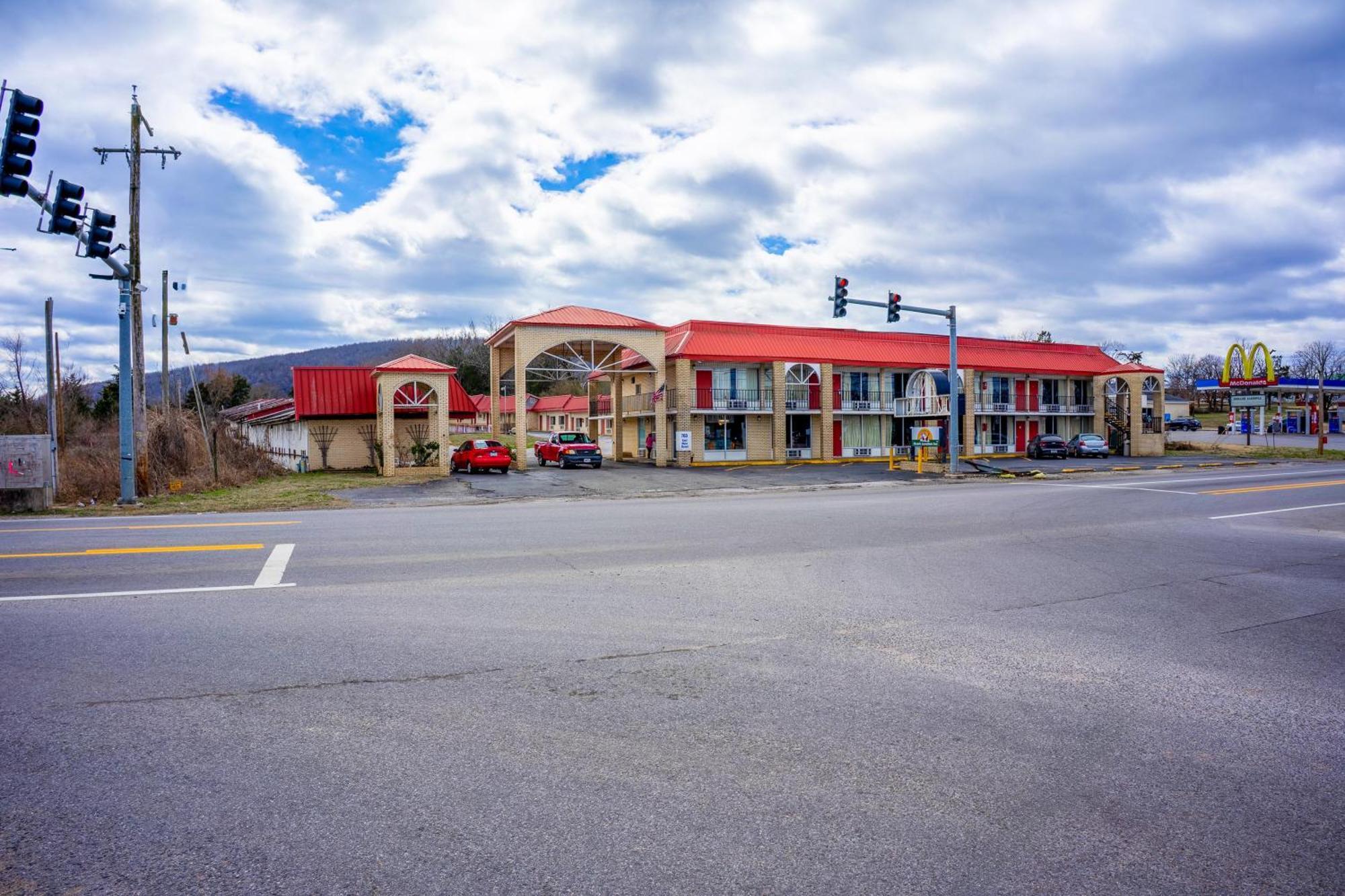 במוטל Ozark Junction Mountain View By Oyo מראה חיצוני תמונה